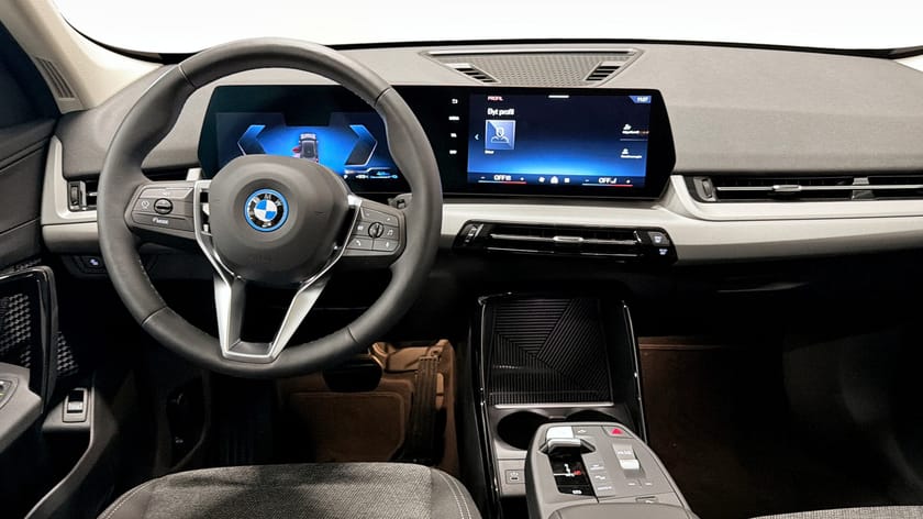 Bild 4 av BMW X1 xDrive25e