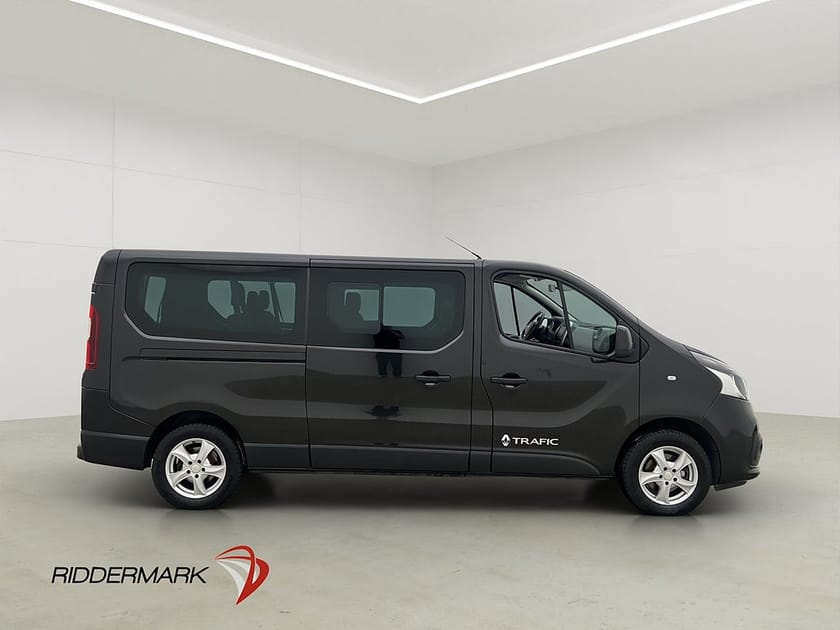 Bild 2 av Renault Trafic Kombi Lång Värmare Kamera Farthållare 9-Sits