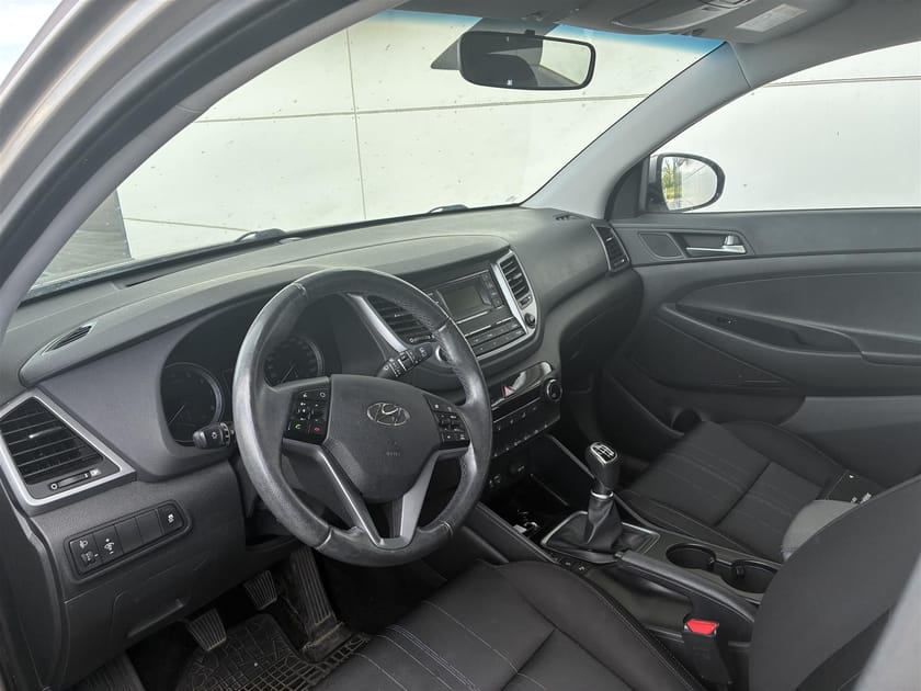 Bild 4 av Hyundai Tucson 1.6 GDi Blue Manuell 132hk Select Drag Sensorer