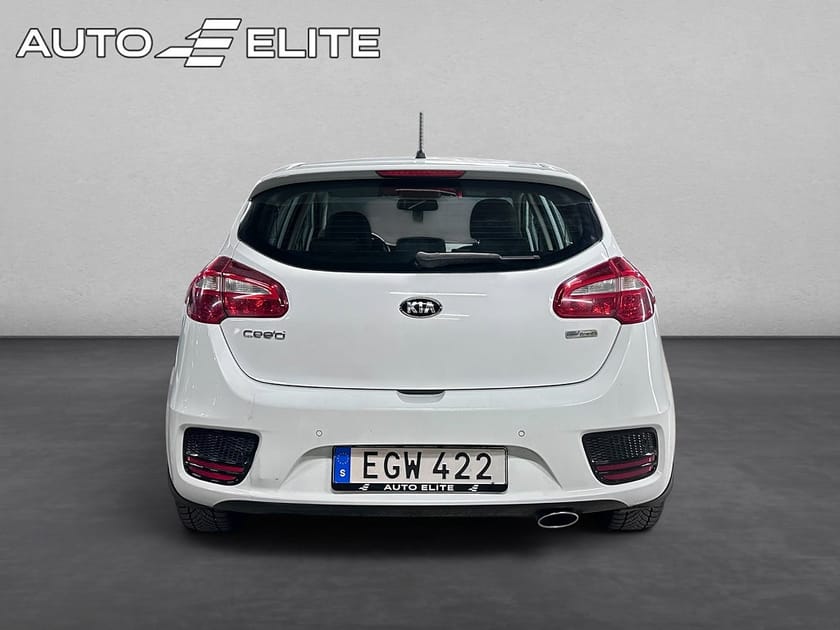 Bild 4 av Kia cee'd CEE'D|1.6 CRDi|P-SENS|NYSERV|FARTH|RATTVÄ|BLUETOOTH