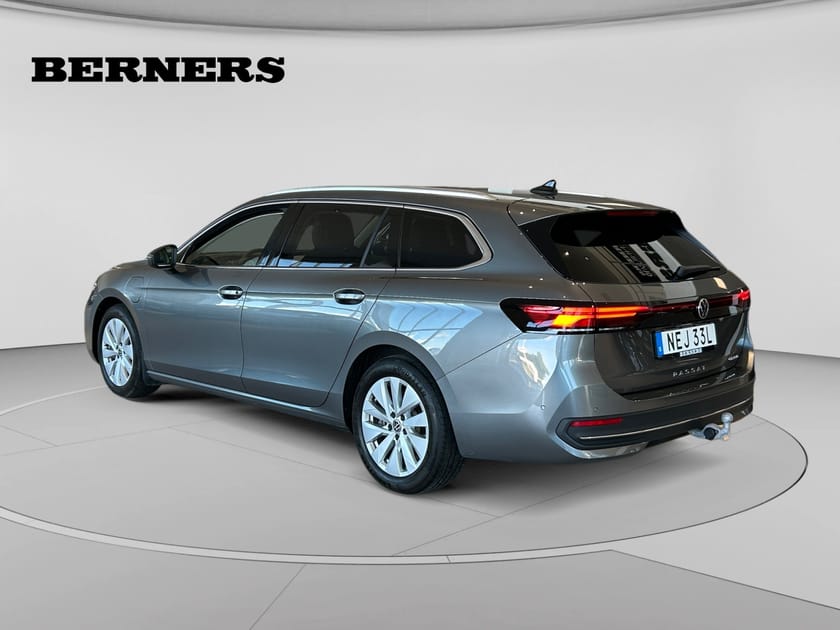 Bild 3 av Volkswagen Passat Variant eHybrid 1.5 TSI DSG, 272hk/DRAG/Värmare