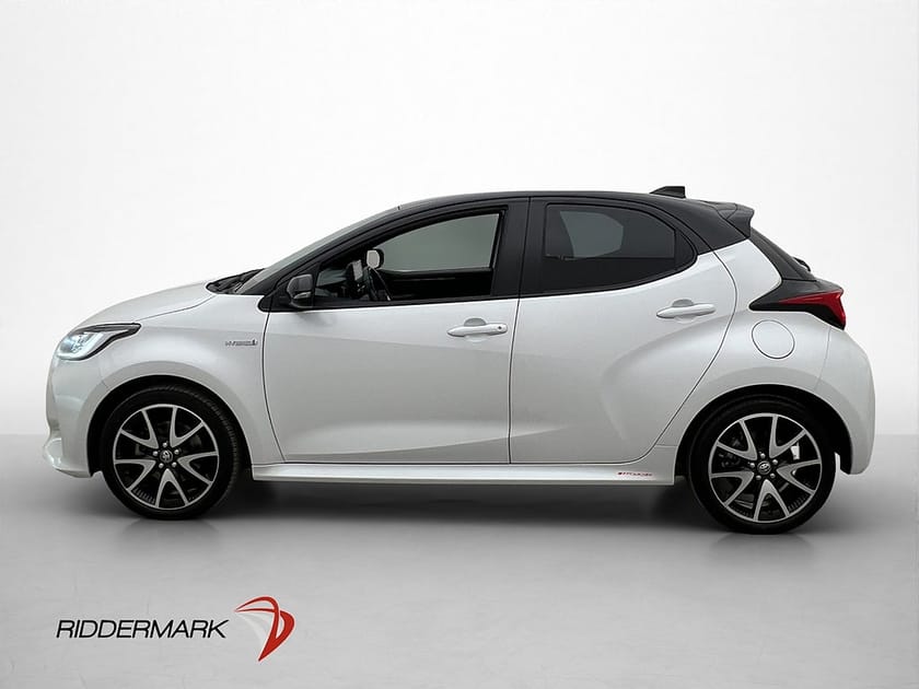 Bild 5 av Toyota Yaris Hybrid 116hk Style Bi-Tone Kamera Halvskinn