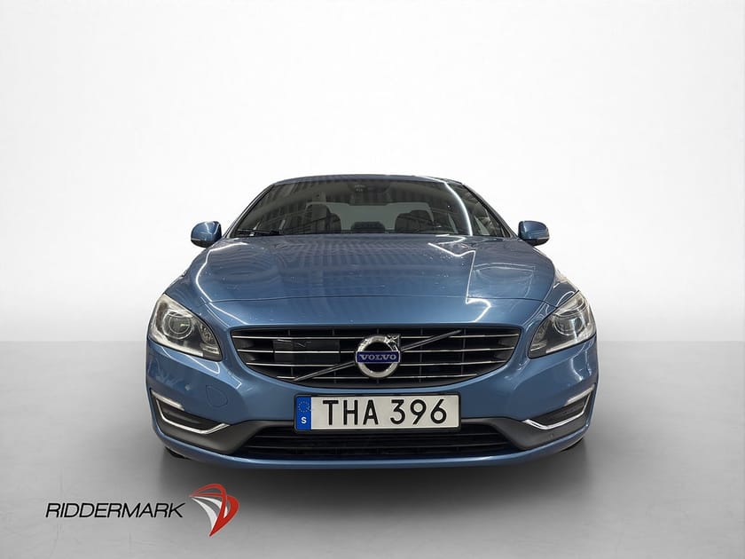 Bild 2 av Volvo S60 D4 181hk Summum Värmare Dragkrok Skinn Elstol BLIS