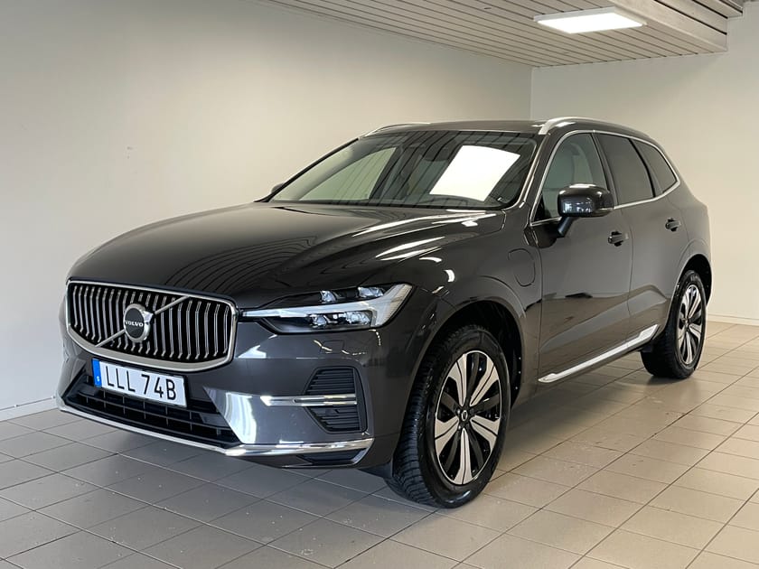 Bild 1 av Volvo XC60 Recharge T6 Core Edition Drag