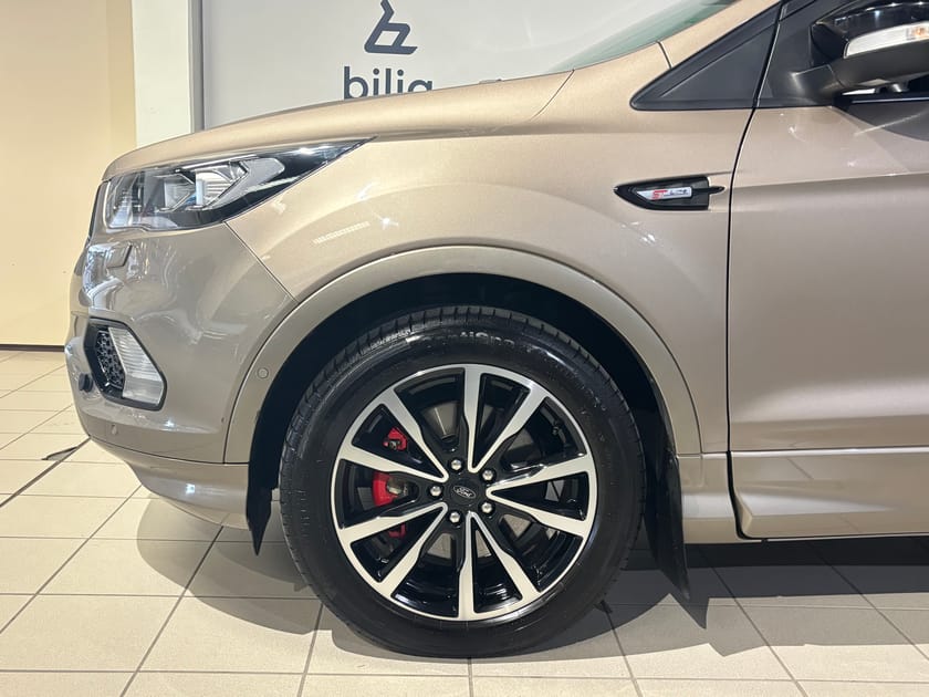 Bild 3 av Ford Kuga | Dragkrok |