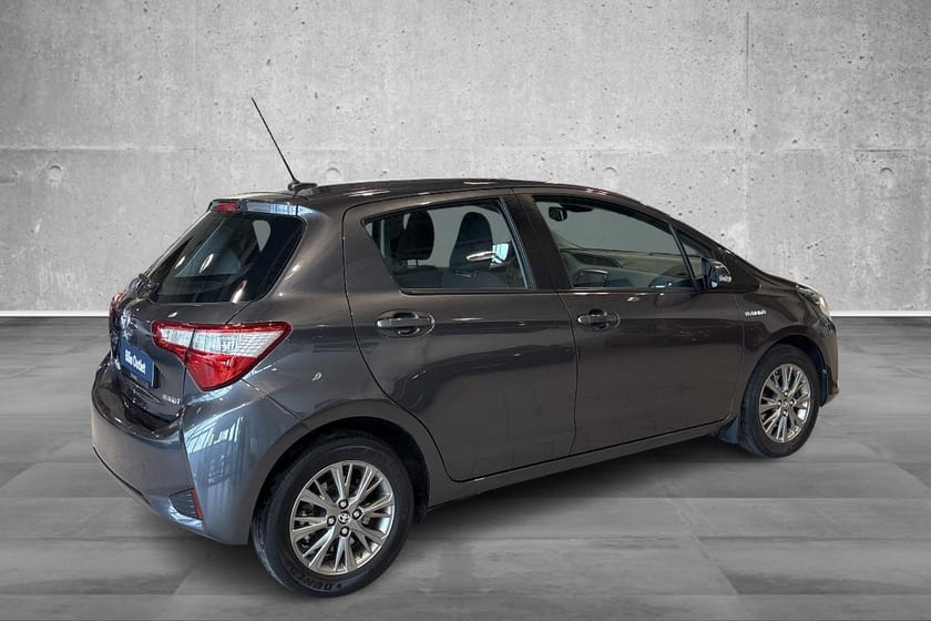 Bilde 4 av Toyota Yaris Hybrid Lav Km Automat R-kamera Ny service