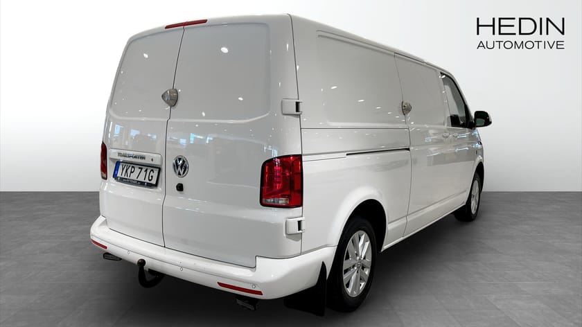 Bild 2 av Volkswagen Transporter T30 2.0 TDI BMT DSG Sekventiell *Dubbla skjutdörrar*