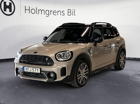 MINI Countryman Cooper SE ALL4 220hk Maximise Pano HUD H K Kamera Aktiv Farth CarPlay Läder