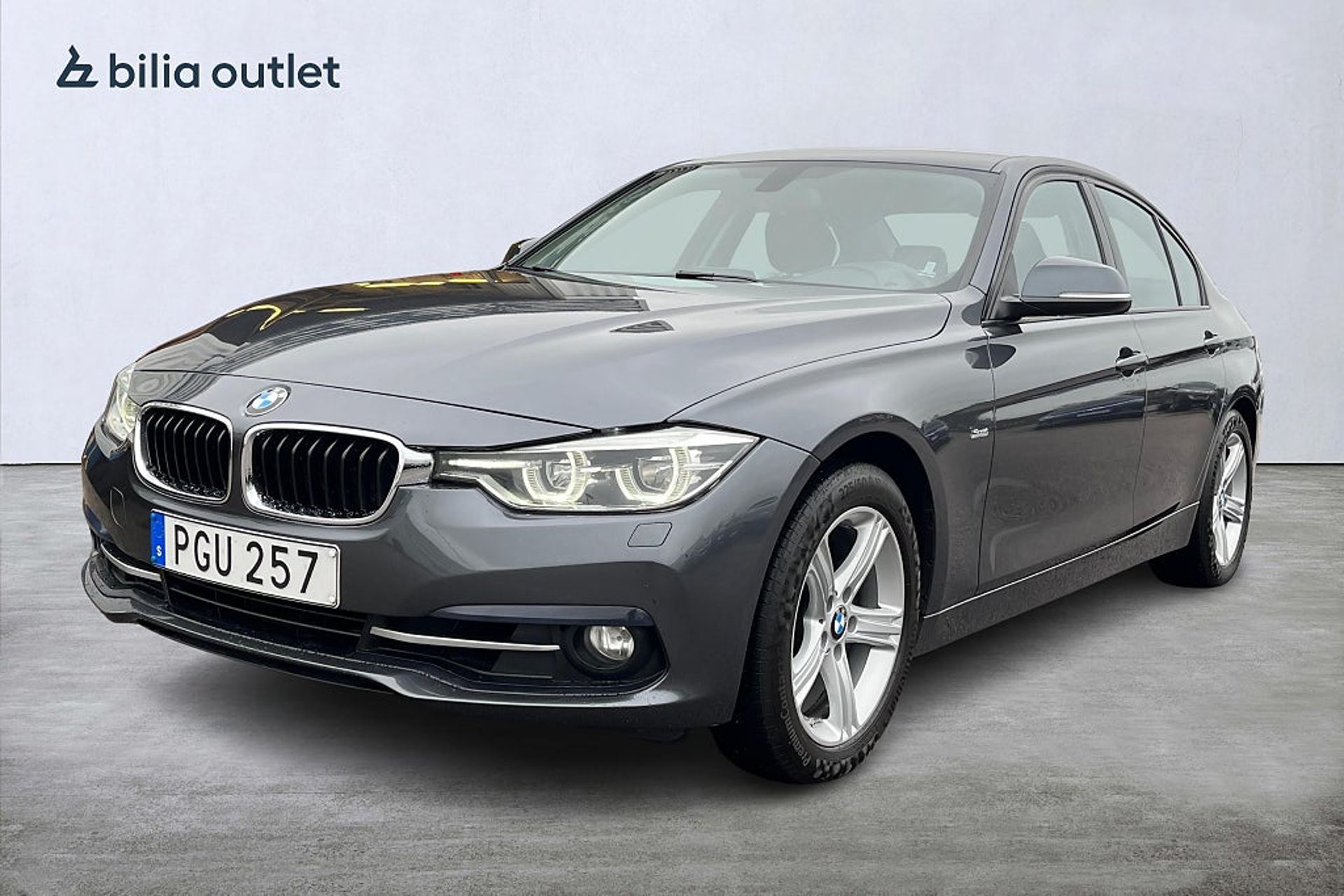BMW 320i