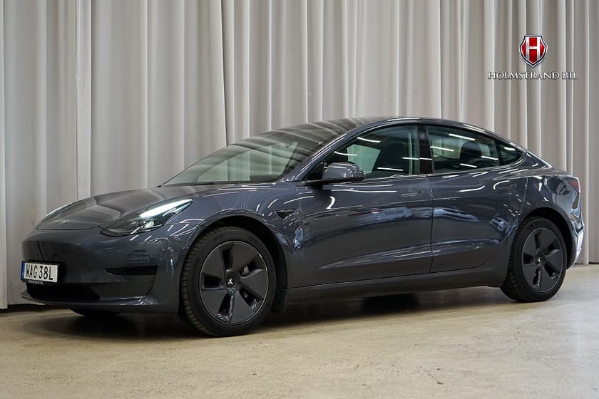 Bild 4 av Tesla Model 3 Standard Range Värmepump Rattvärme Pano Kamera MOMS