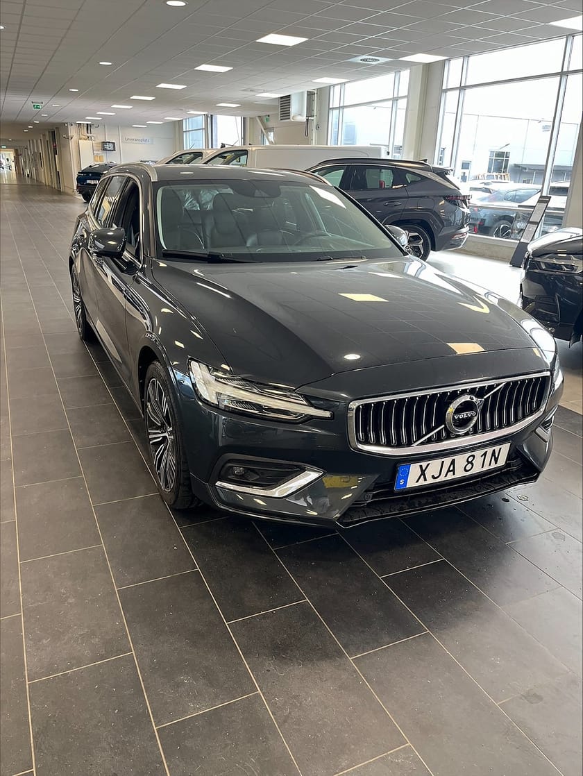 Bild 2 av Volvo V60 D3 AWD Geartronic Inscription / Backkamera / Dragkrok