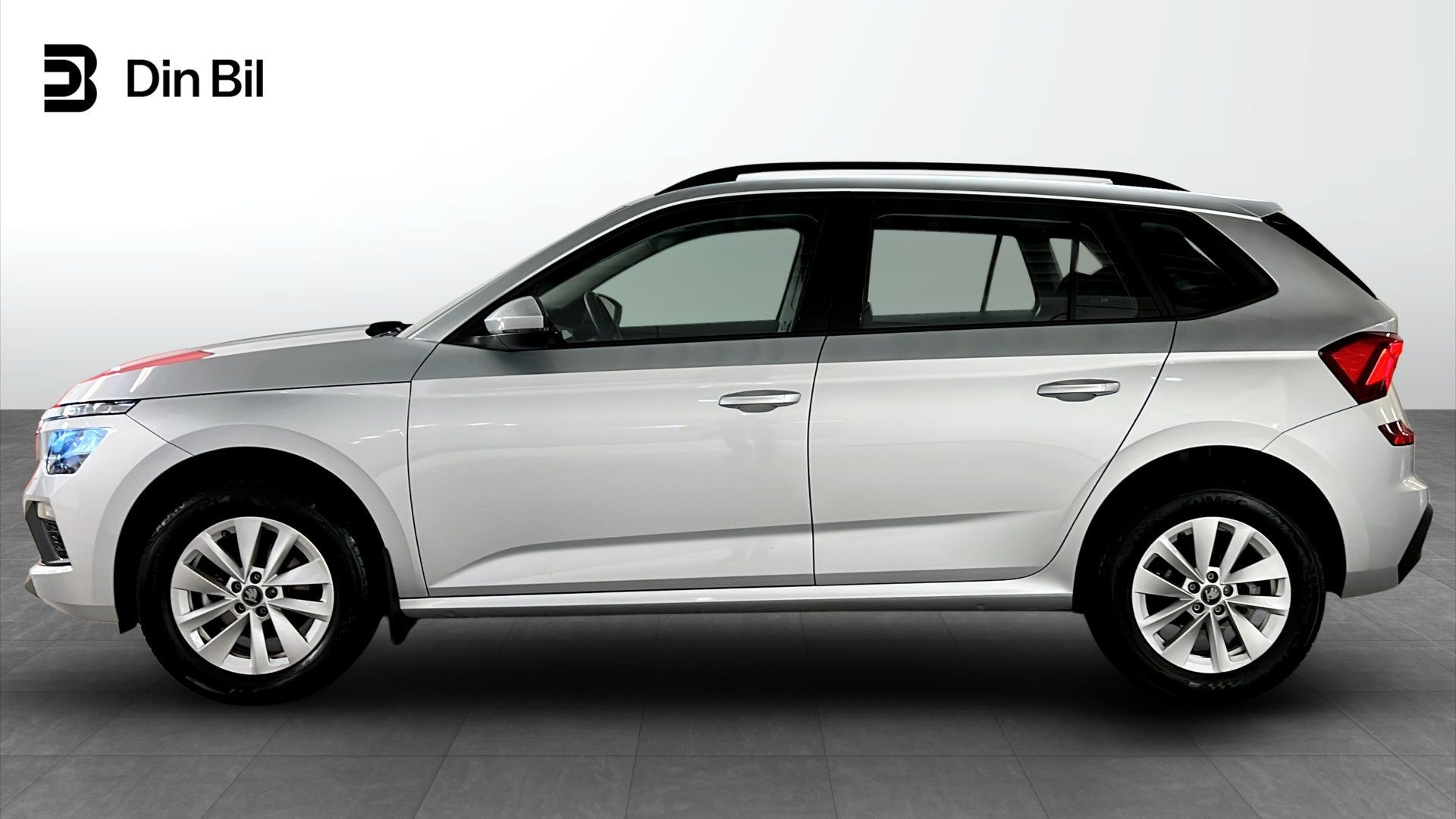 Skoda Kamiq 1.0 TSI 2025, bild 2/10