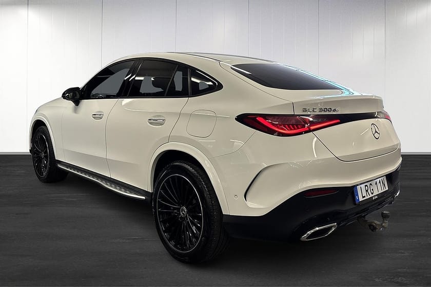 Bild 3 av Mercedes-Benz GLC 300 d e Coupé 4MATIC de AMG PREMIUM PAKET DRAGKROK