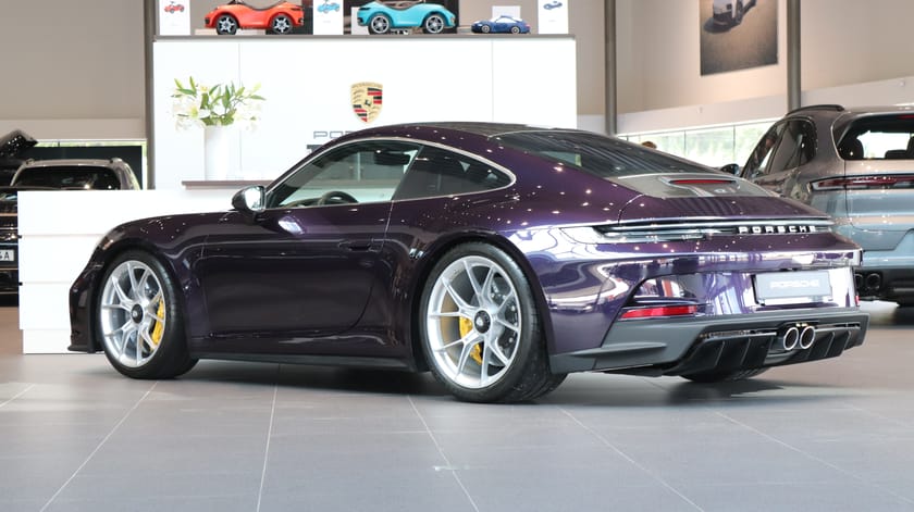 Bild 2 av Porsche 911 GT3 Touring PTS Viola Metallic