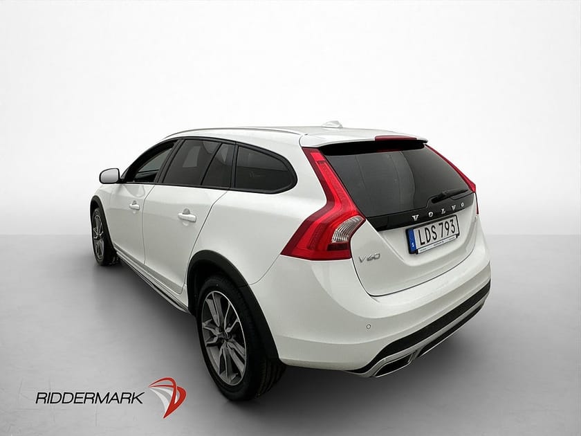 Bild 5 av Volvo V60 Cross Country D4 Summum H/K D-Värm Navi Skinn