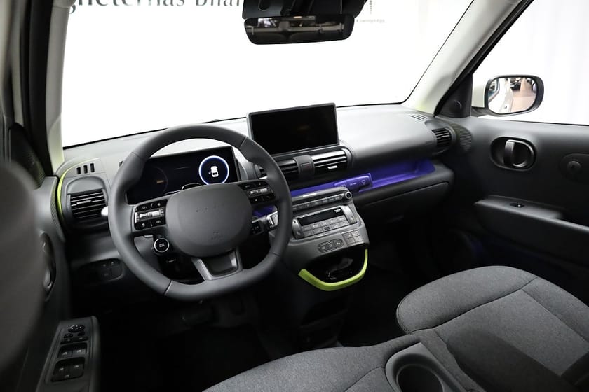 Bild 3 av Hyundai Inster Long Range Cross Elbilspremie|WLTP 360km|Adaptiv farth.