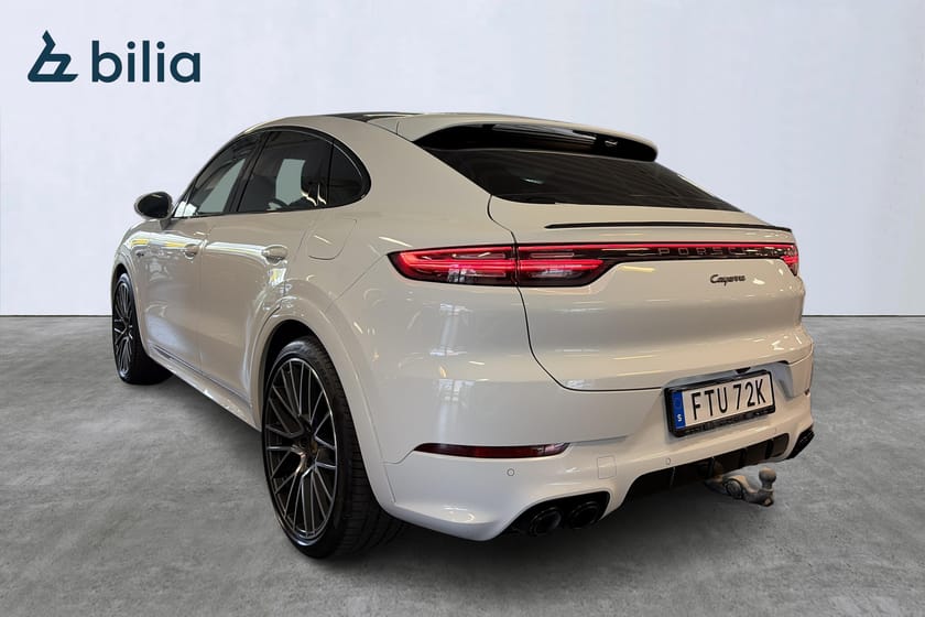 Bild 4 av Porsche Cayenne E-Hybrid Coupé Luftfjädring | 22" RS Spyder | Sport Chrono