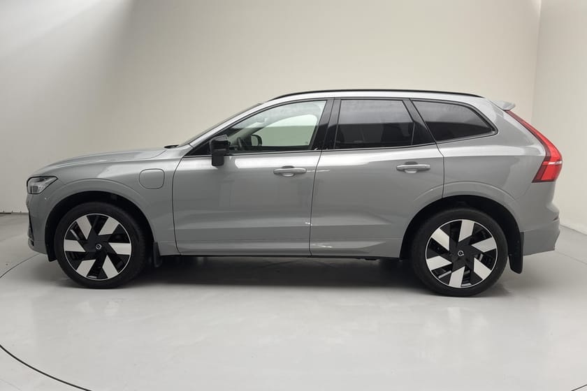 Bild 2 av Volvo XC60 T6 AWD Recharge (350hk) Plus Dark
