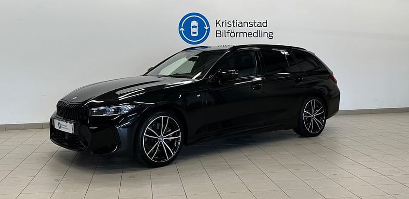 Bild 1 av BMW 330e Touring Steptronic M Sport Apple CarPlay