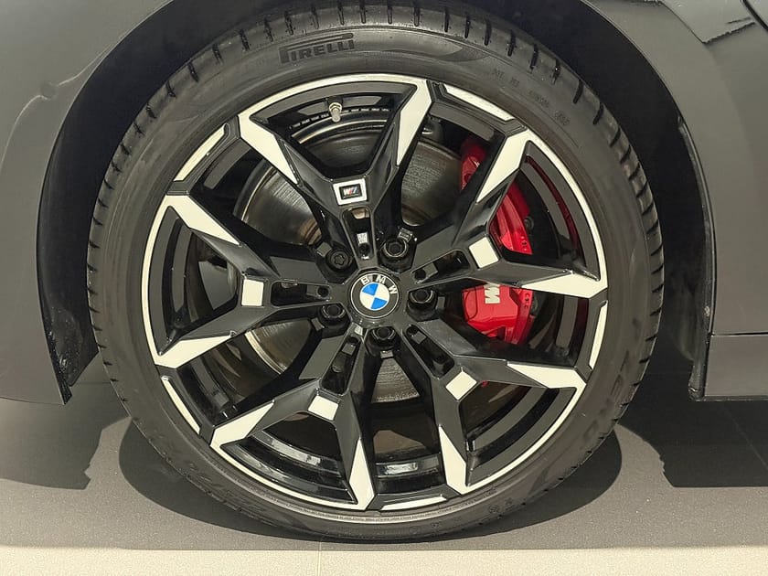 Bild 5 av BMW 330e xDrive Sedan M Sport Pro Drag Harman/Kardon Svankstöd 19"