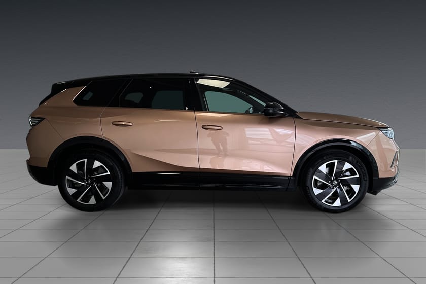 Bilde 4 av Opel Grandland Electric GS/AWD/HEAD-UP/FOCAL/AGR/INTELLILUX