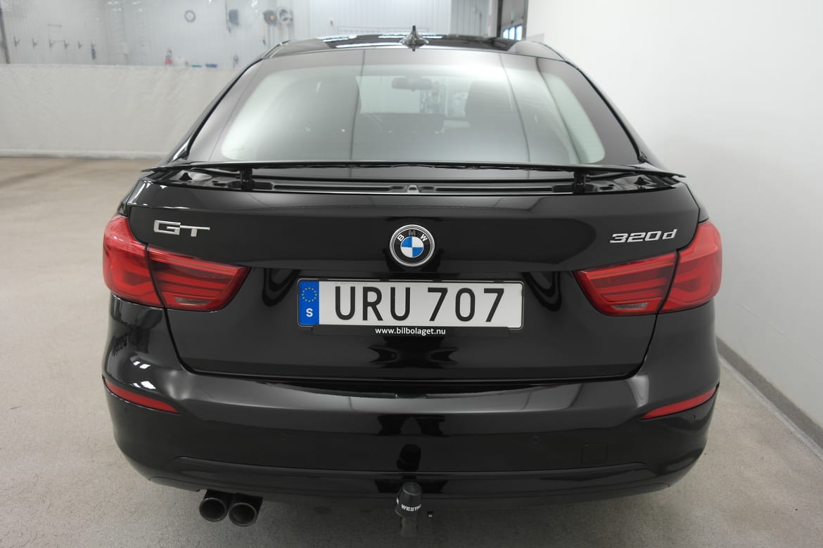BMW 3-serie 2019 - miniatyr 8