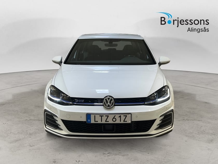 Bild 3 av Volkswagen Golf GTE 204hk Dragkrok/Bränslevärm/Backkamera