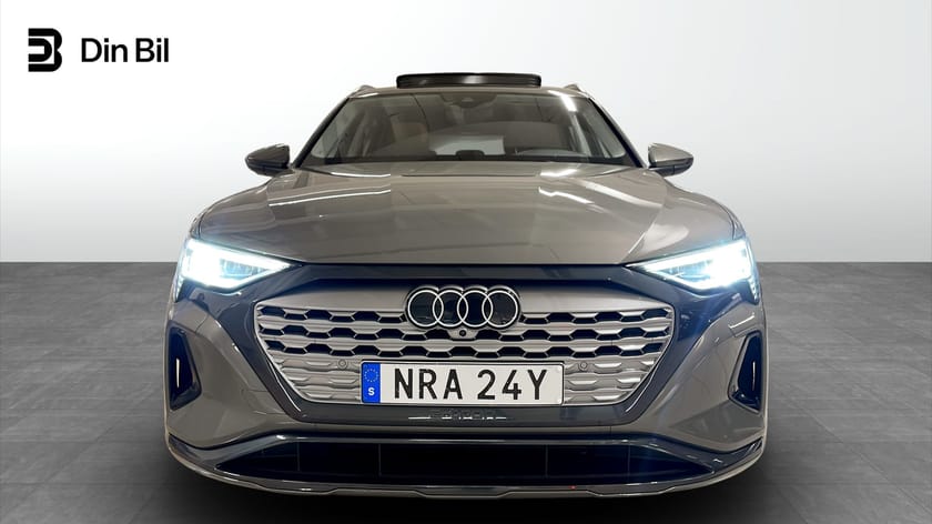 Bild 4 av Audi Q8 55 e-tron quattro 408 HK Selection I Pano I B&O