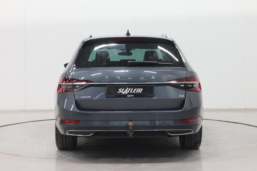 Bilde 3 av Škoda Superb iV Combi 1.4l 218hk L&K,Canton,R.kam,FJS Webasto,Virtuel,ACC+