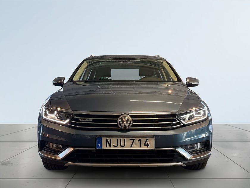 Bild 2 av Volkswagen Passat Alltrack 2.0 TDI 4M Kamera/MoK/Ad.Fhåll/Dvärm/1Ägare