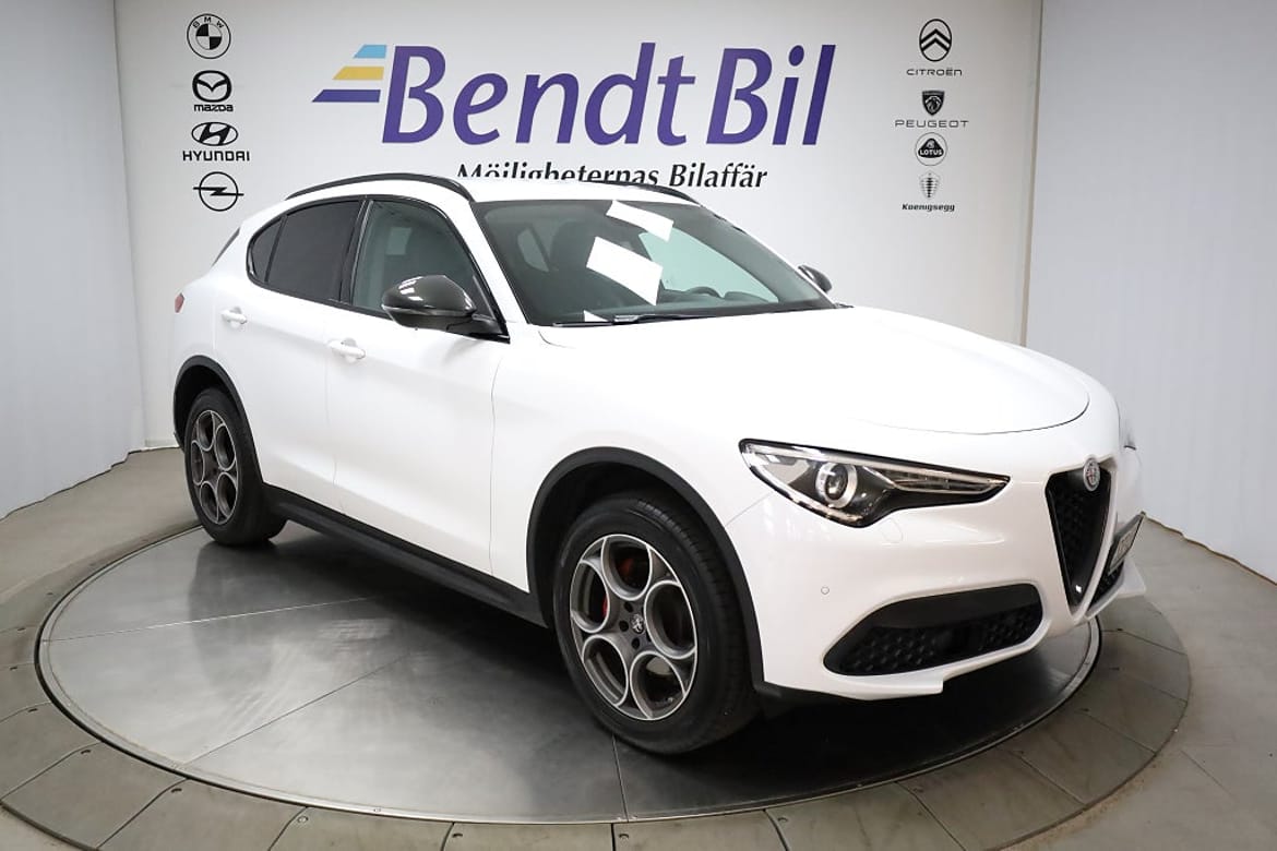 Alfa Romeo Stelvio 2019