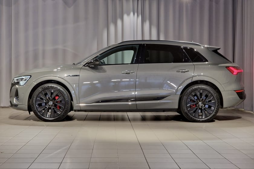Bild 3 av Audi Q8 55 e-tron quattro | B&O | Pano | 360 vy | Matrix |