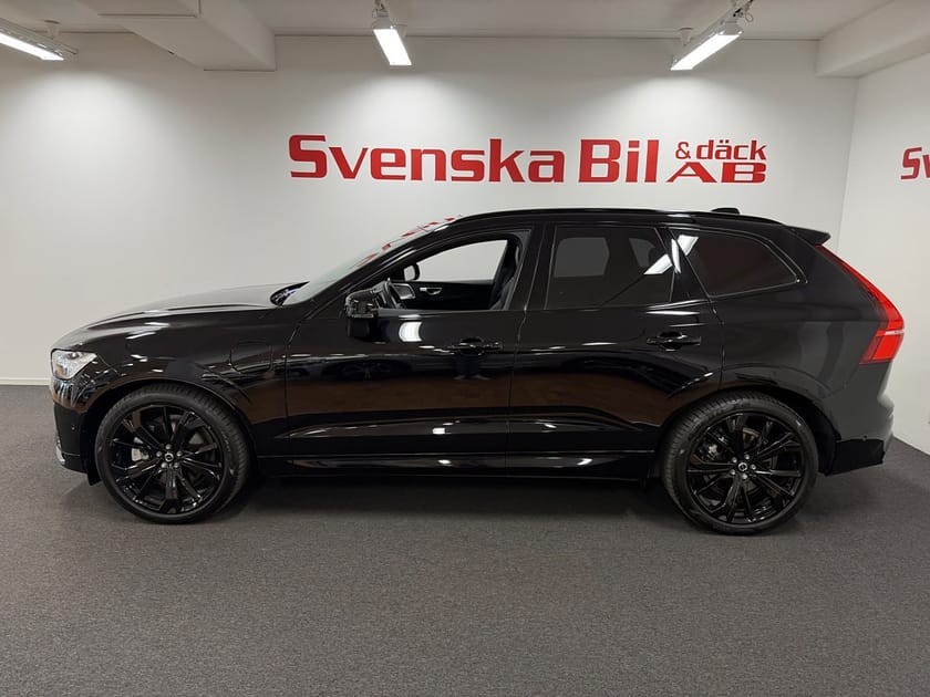 Bild 2 av Volvo XC60 T8 AWD Ultra Black Edition Luftfjädring 2,99% Ränta