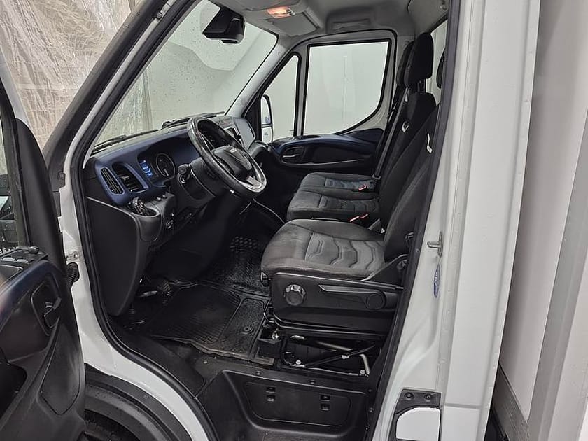 Bild 2 av Iveco Daily 35-160 Chassi Cab