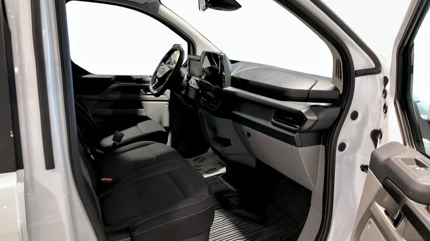 Bild 3 av Ford Tourneo Custom 320 Titanium | 320L | Automat | 2.0 Ecoblue | 170hk