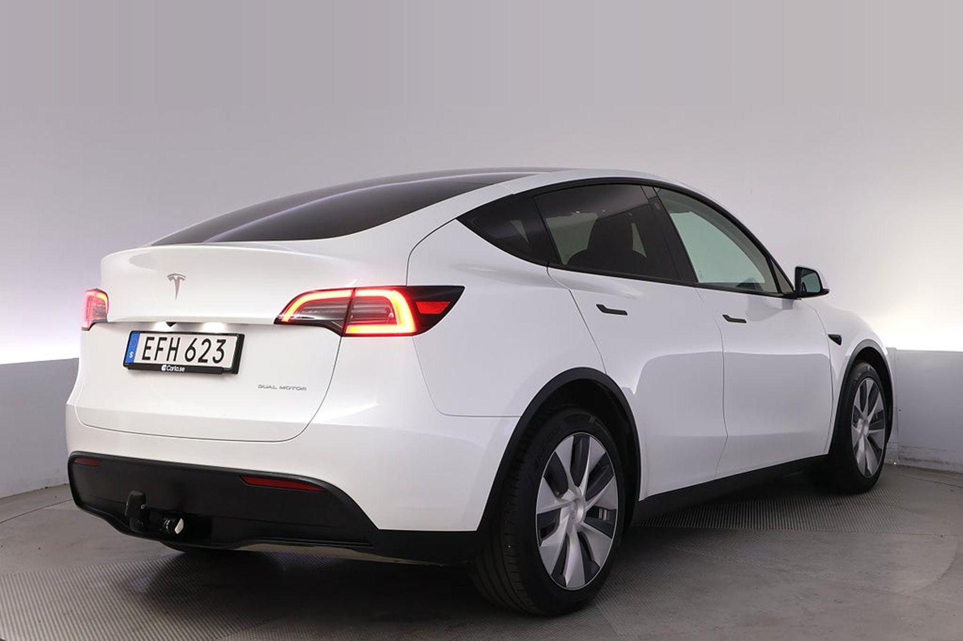 Tesla Model Y Long Range AWD Autopilot 2024, bild 5/10
