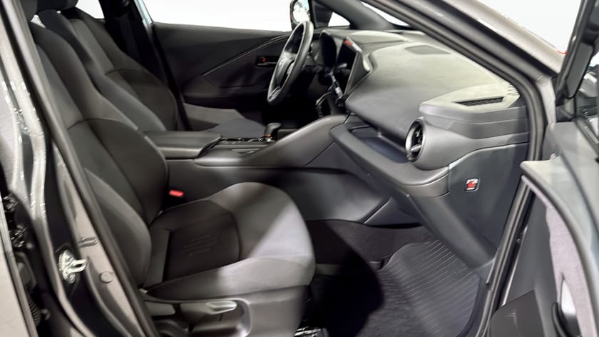 Bild 3 av Toyota C-HR Hybrid