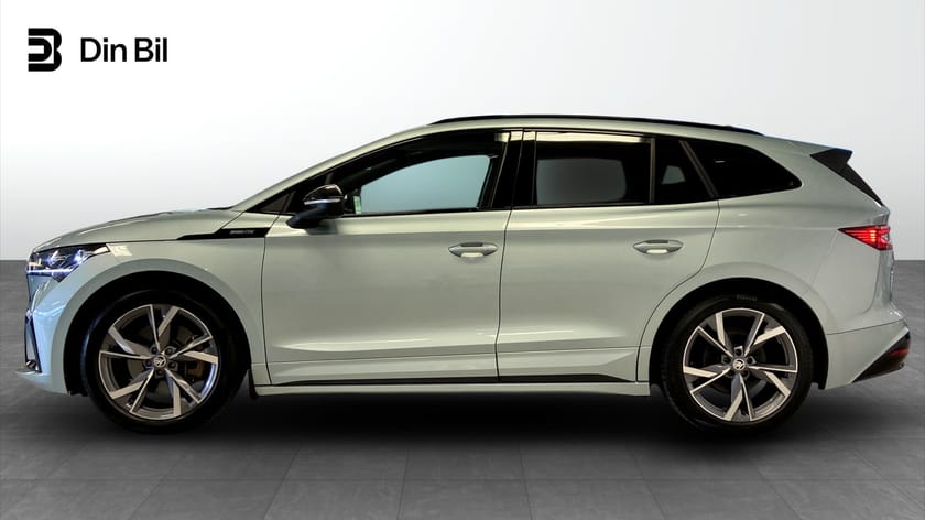 Bild 2 av Škoda Enyaq iV 80x Sportline 82kWh 265hk | Drag | Pano | 360° Kam