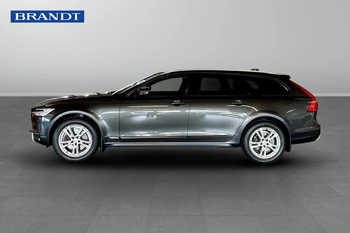 Volvo V90 Cross Country