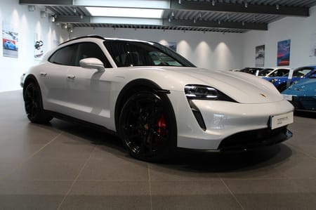 Porsche Taycan 4S Cross Turismo