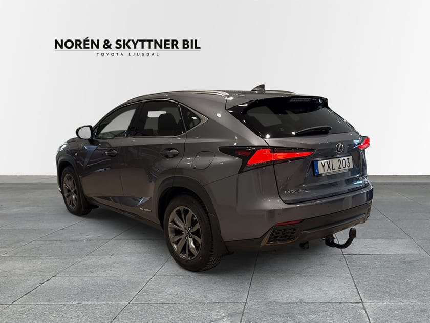 Bild 2 av Lexus NX 300h AWD NX300H