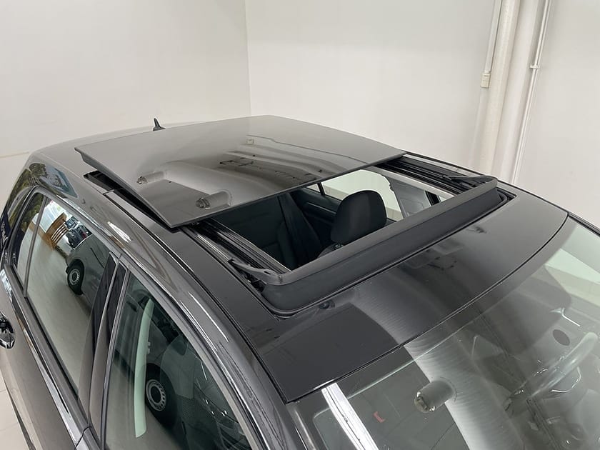 Bild 4 av Volkswagen Golf TSI 110Hk | GLASTAK | MOTORVÄRMARE