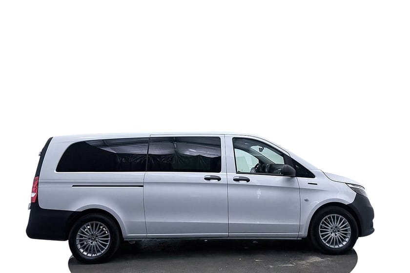 Bild 5 av Mercedes-Benz eVito Tourer 129 3.5t 5-sits Kamera P-Sens CCS MOMS 204hk