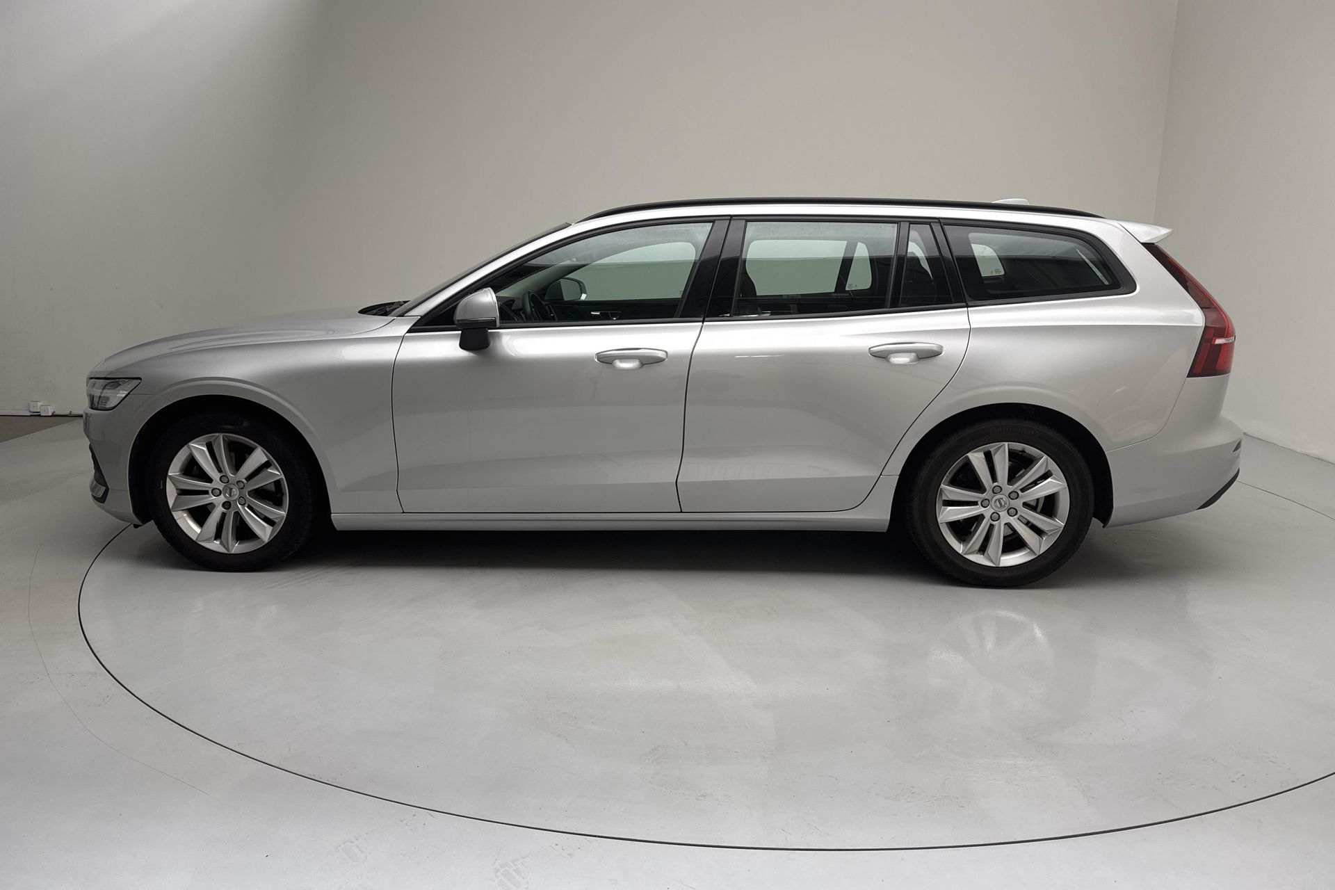 Volvo V60 D3 2020, bild 2/10