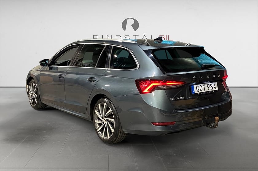 Bild 5 av Škoda Octavia Kombi 1.0 e-TEC 110 HK DSG STYLE COCKPIT HUD NAVI DRAG NYBES