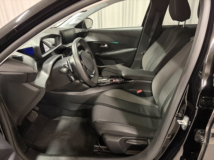 Bild 5 av Peugeot 208 ALLURE Pack PureTech 100 AUT Inkl. Vinterhjul
