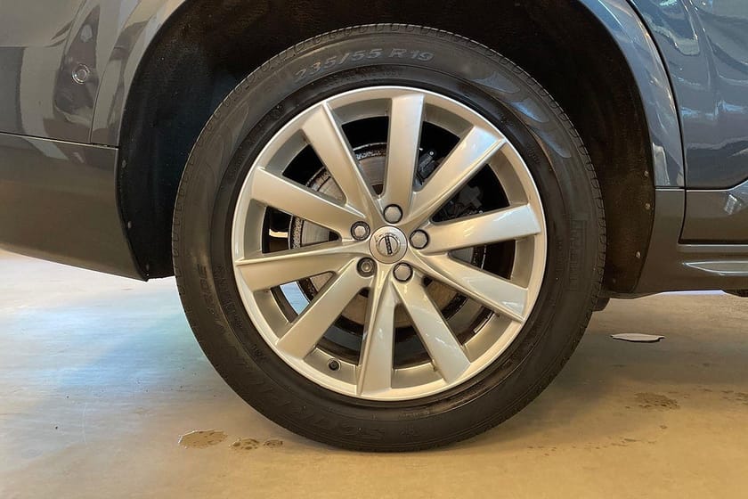 Bild 4 av Volvo XC90 T5 7-sits AWD Momentum Keyless 360-kam Värmare