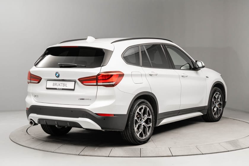 Bilde 4 av BMW X1 xDrive25e