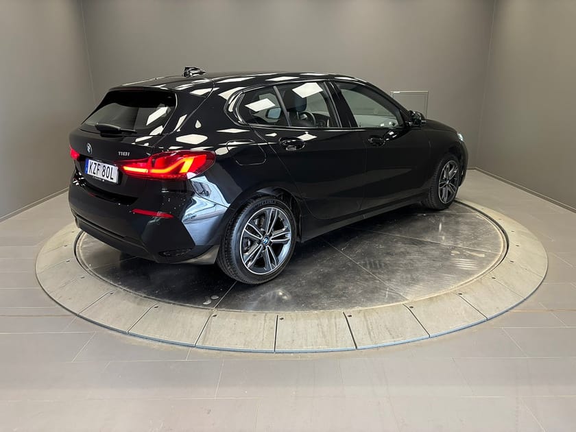 Bild 5 av BMW 118i Sport line Euro 6