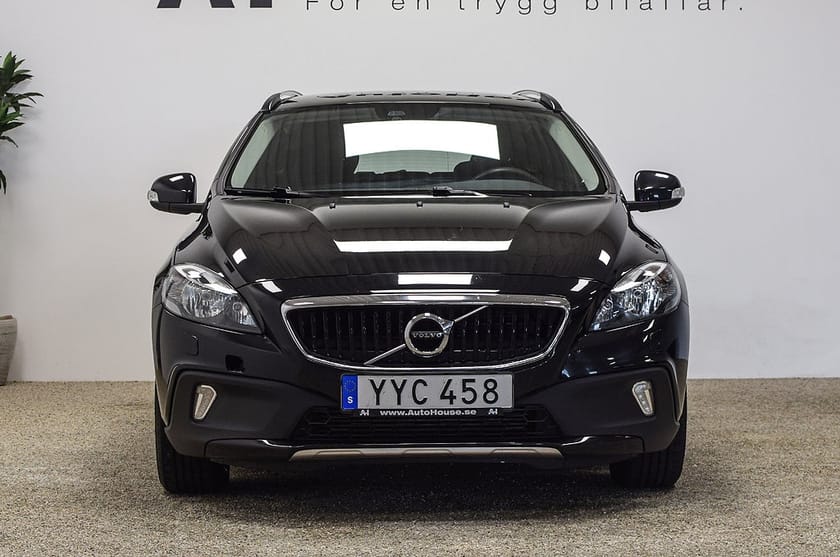Bild 4 av Volvo V40 Cross Country T3 152HK Kinetic Bränslevärmare Drag Garanti